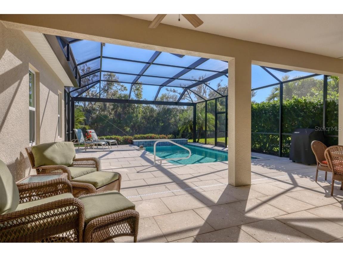 3620 Woodcliff Lake Terrace Sarasota FL 34243 A4674613 image29