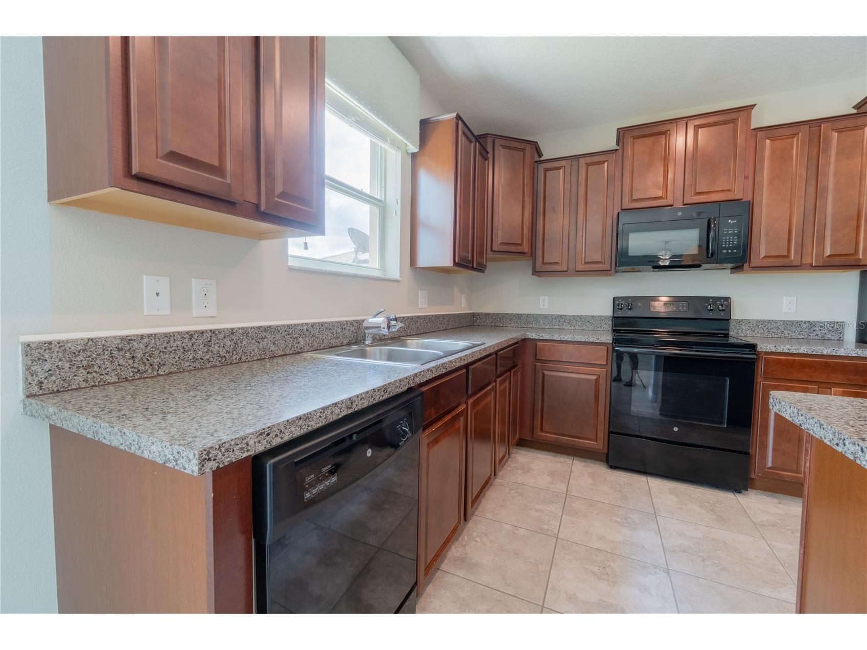 3621 Kearsney Abbey Circle Dover FL 33527 TB8520053 image22
