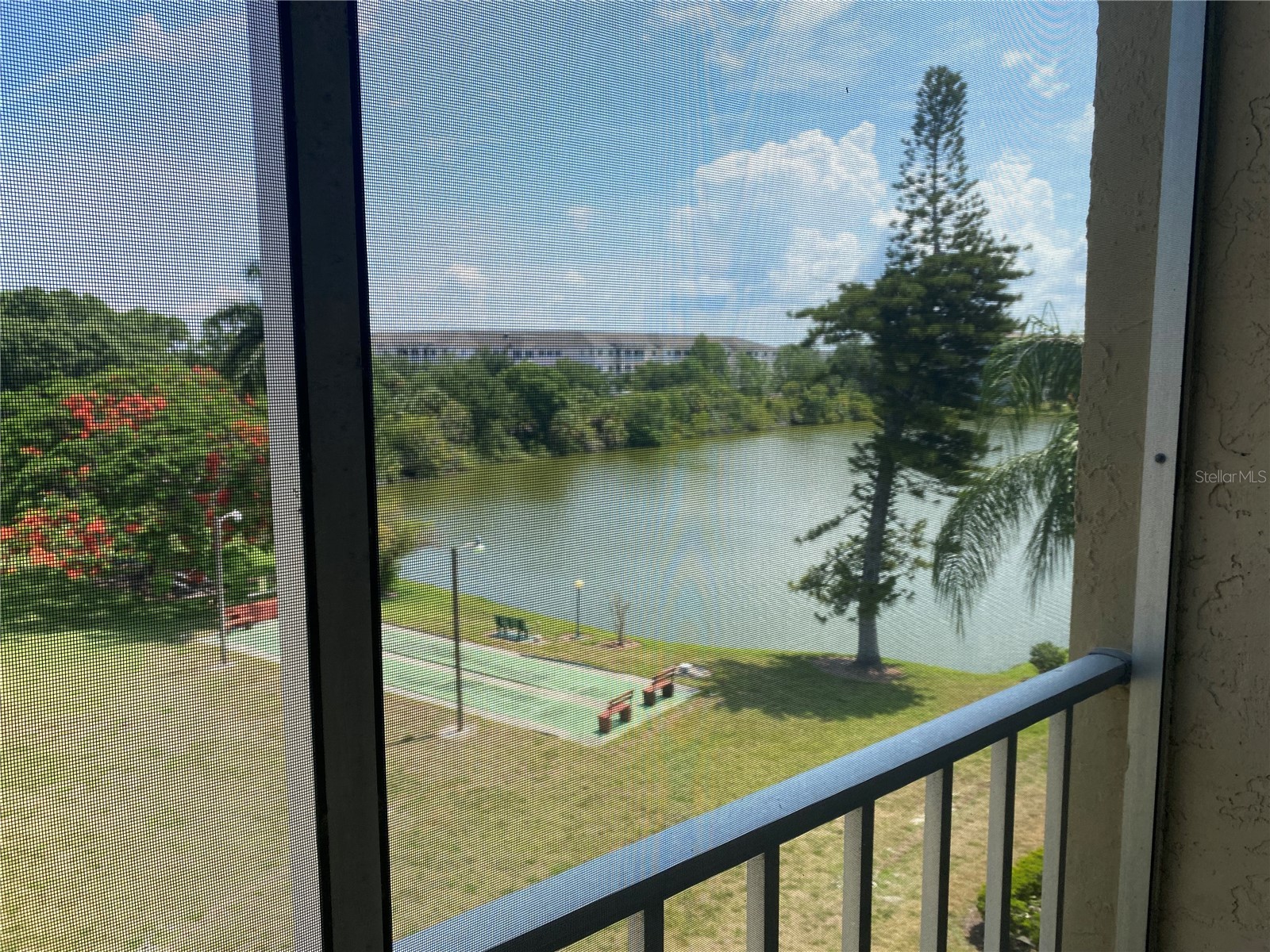 3621 Lake Bayshore Drive #J-403 Bradenton FL 34205 A4690941 image41