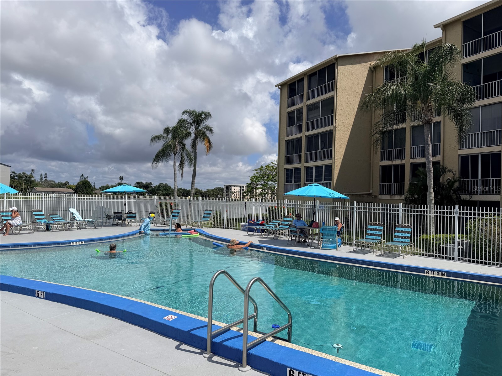 3621 Lake Bayshore Drive #J-403 Bradenton FL 34205 A4690941 image5
