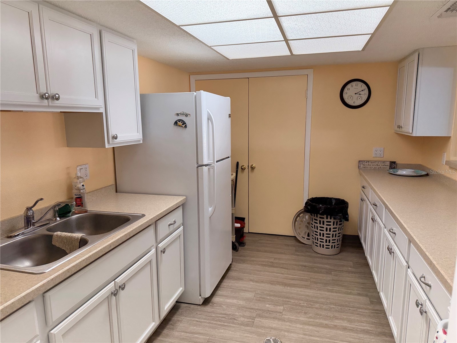 3621 Lake Bayshore Drive #J-403 Bradenton FL 34205 A4690941 image9