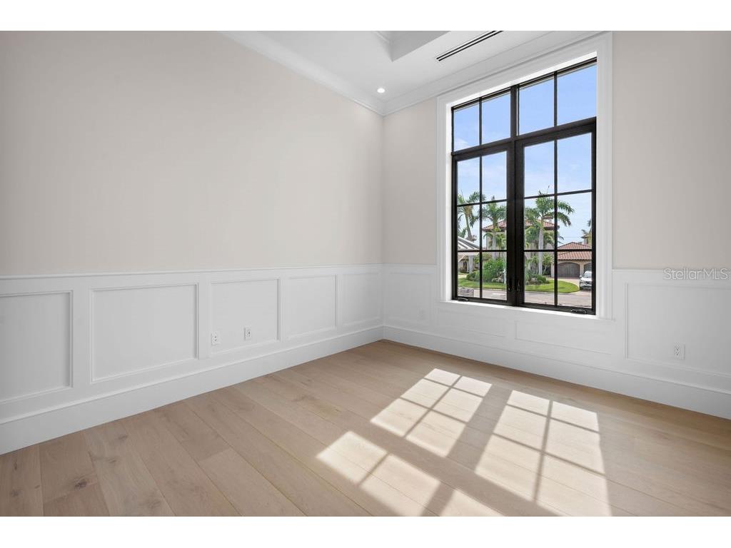 3621 San Remo Terrace Sarasota FL 34239 A4592737 image15