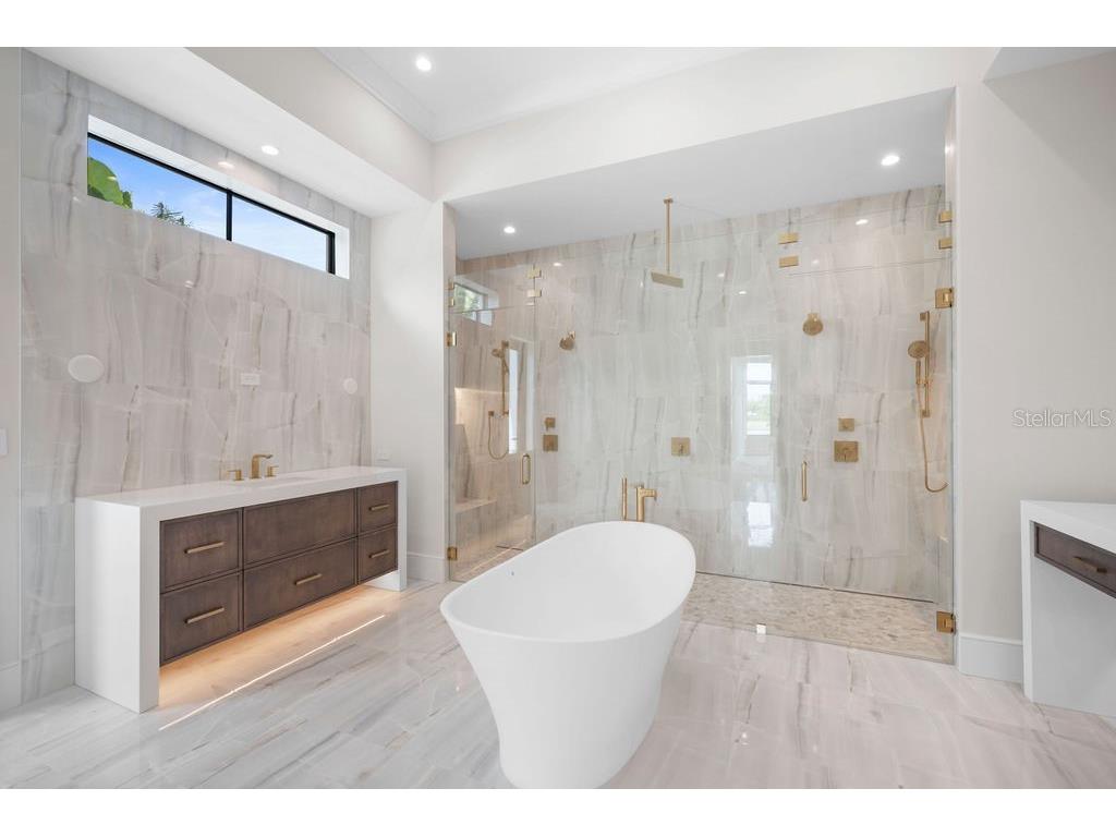 3621 San Remo Terrace Sarasota FL 34239 A4592737 image21