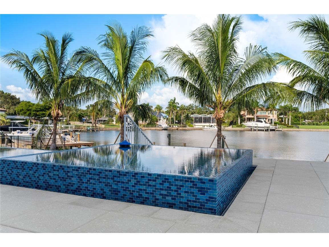 3621 San Remo Terrace Sarasota FL 34239 A4592737 image30