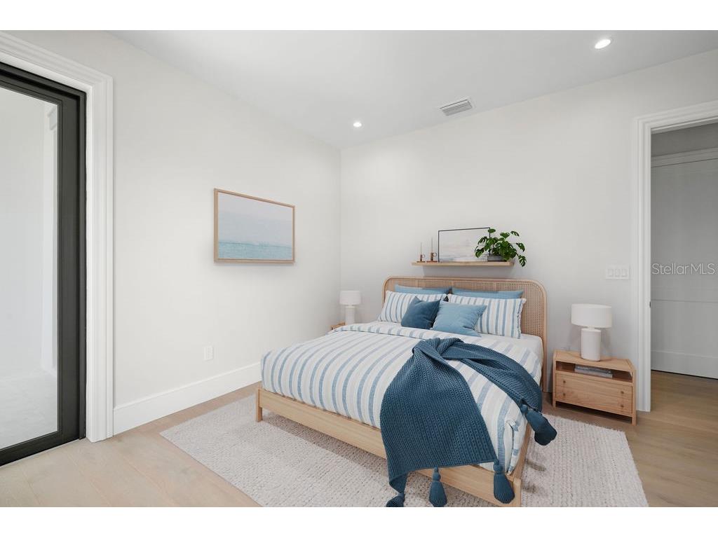 3621 San Remo Terrace Sarasota FL 34239 A4592737 image44