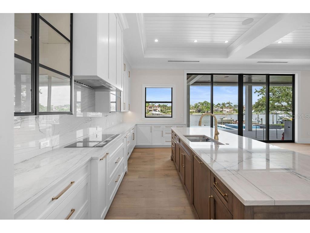 3621 San Remo Terrace Sarasota FL 34239 A4592737 image9