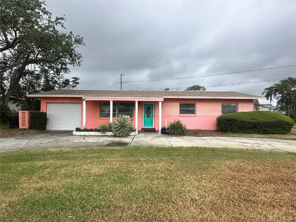 3621 Searobin Drive SE Saint Petersburg FL 33705 TB8322490 image1