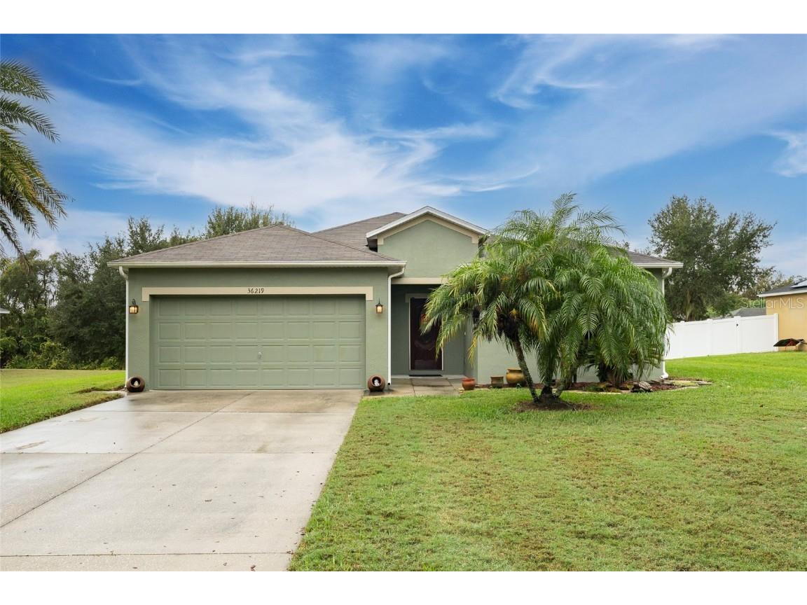 36219 Spirit Court Grand Island FL 32735 O6158693 image1