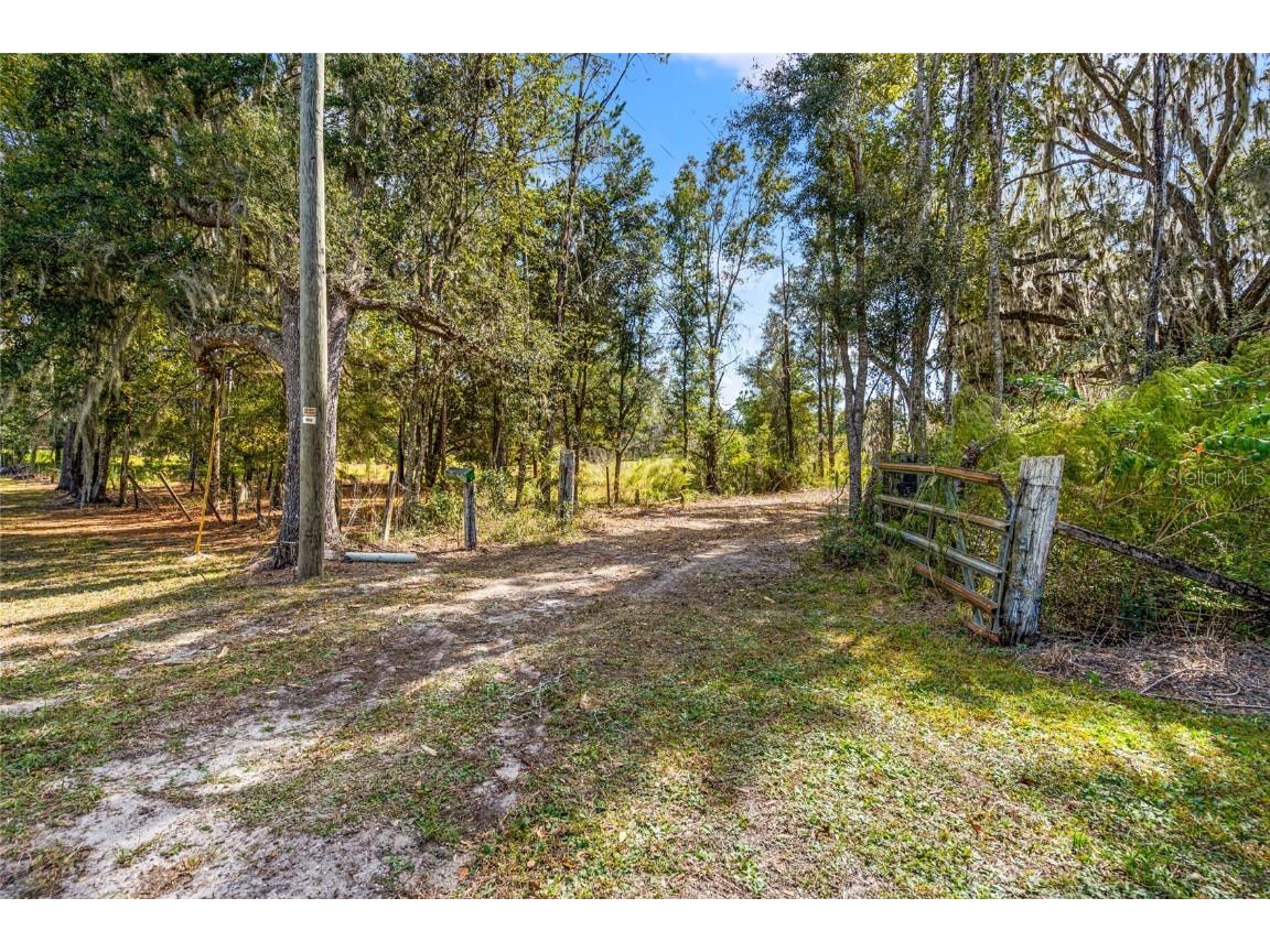 3622 E Whirlwind Path Floral City FL 34436 T3484129 image1