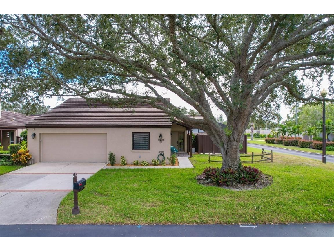 3622 Glen Oaks Manor Drive Sarasota FL 34232 A4587193 image1