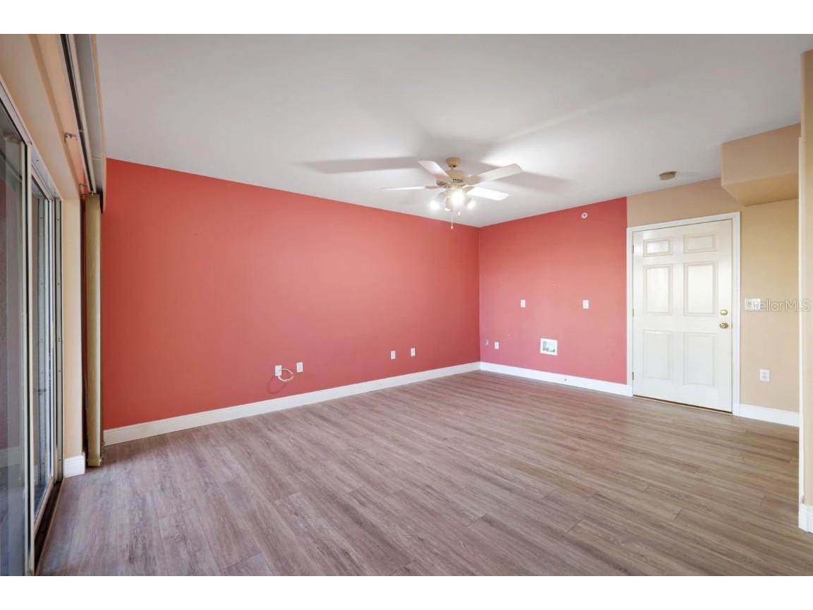 3623 Edgewood Avenue Fort Myers FL 33916 - CALOOSAHATCHEE RIVER A4642336 image12