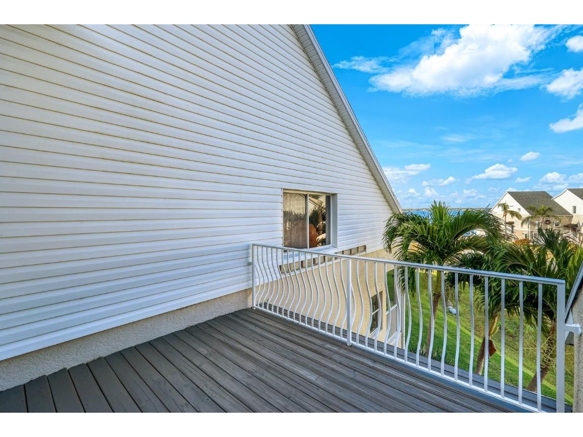 3623 Edgewood Avenue Fort Myers FL 33916 - CALOOSAHATCHEE RIVER A4642336 image24