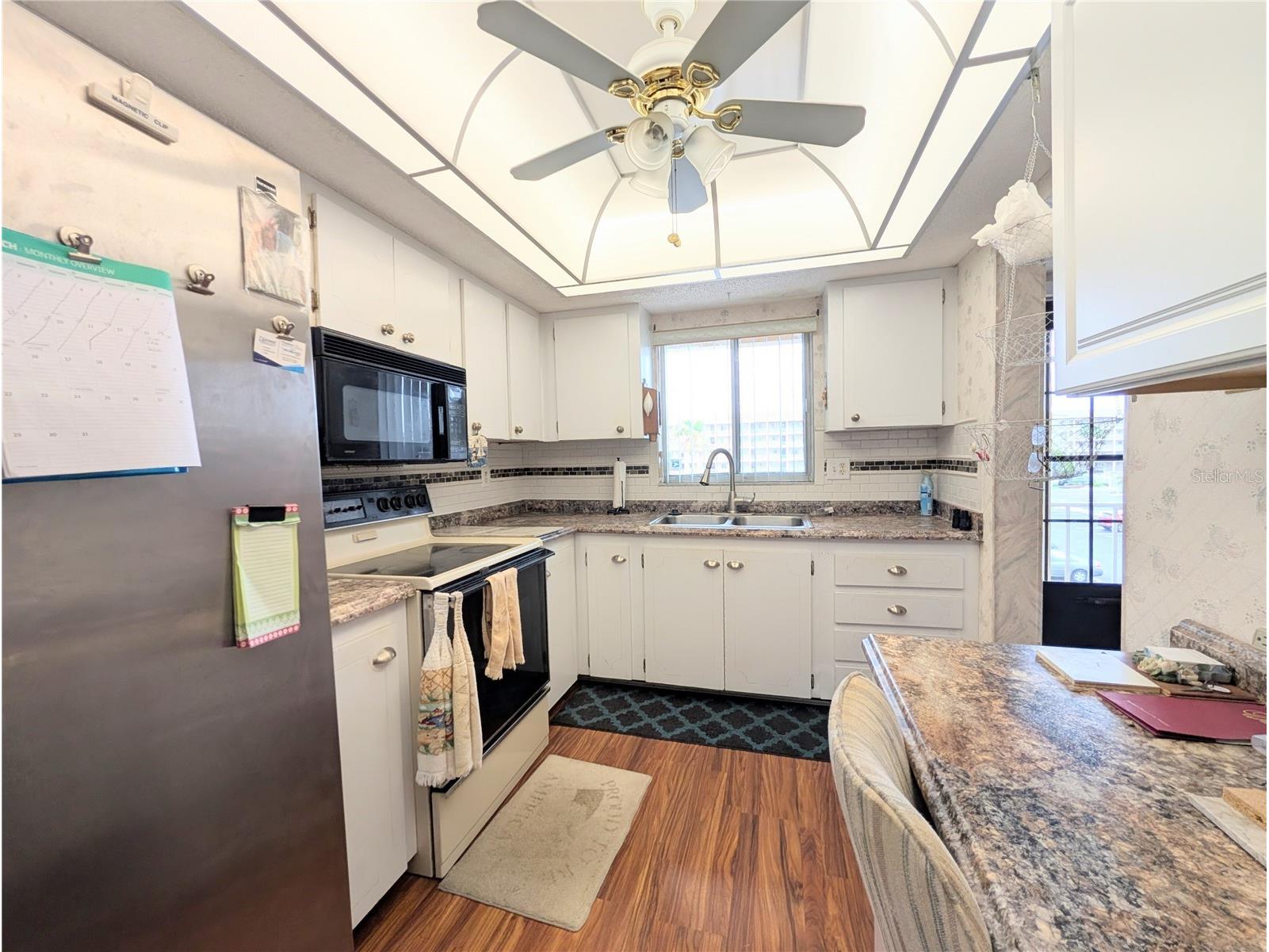 3624 Lake Bayshore Drive #K-303 Bradenton FL 34205 A4686262 image2