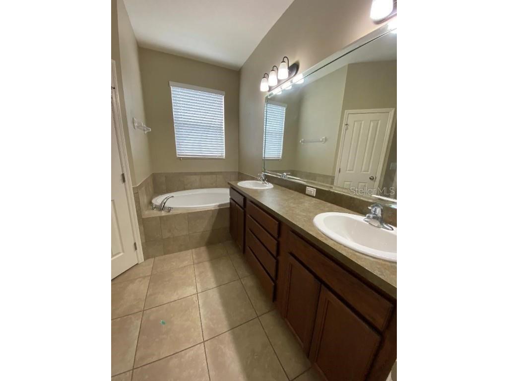 36246 Delta Gold Court Zephyrhills FL 33541 TB8438352 image5