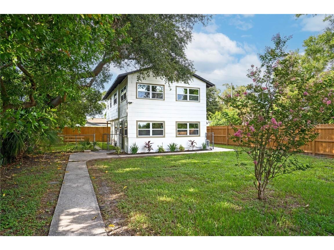 3625 2nd Avenue S Saint Petersburg FL 33711 U8207379 image1