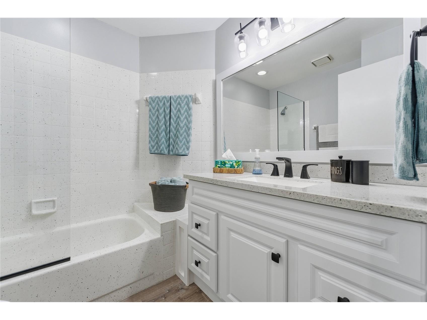3625 57th Avenue Drive W #43 Bradenton FL 34210 A4672591 image23