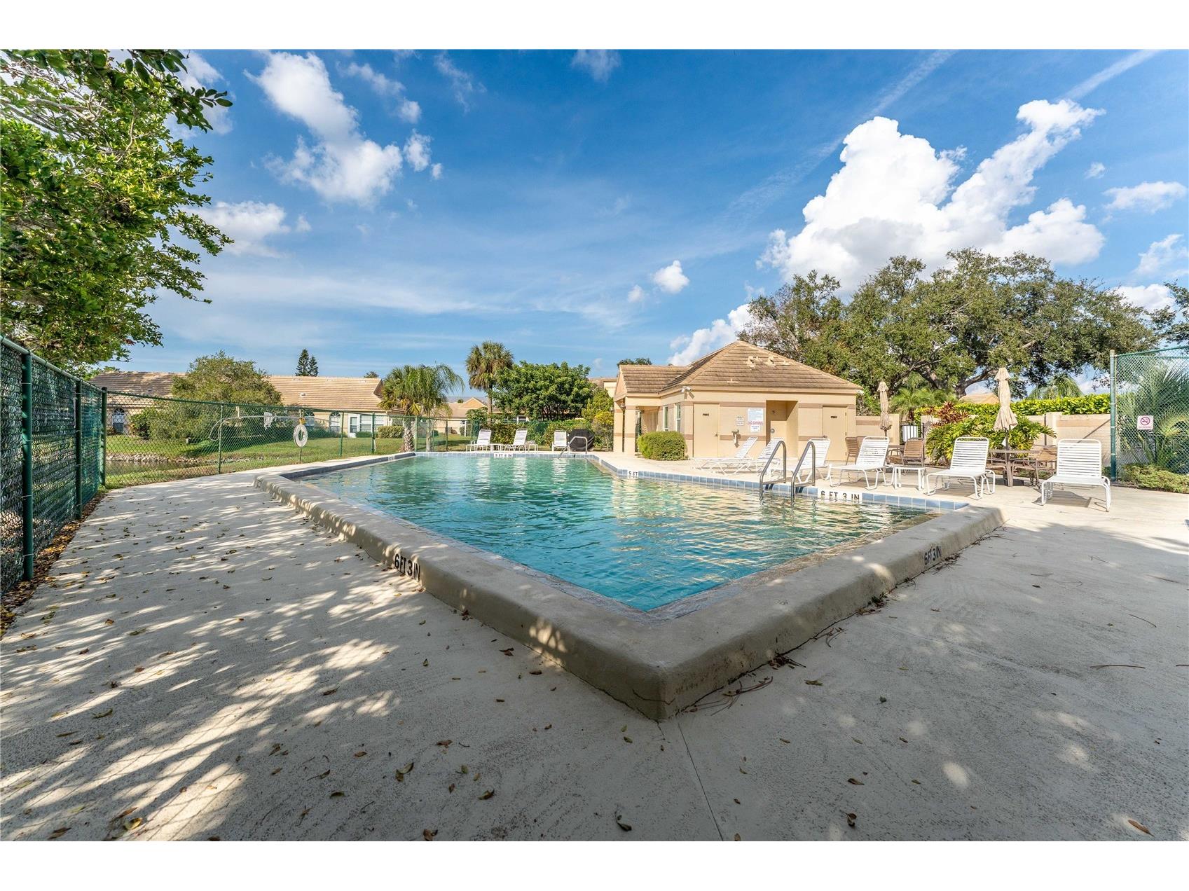 3625 57th Avenue Drive W #43 Bradenton FL 34210 A4672591 image41