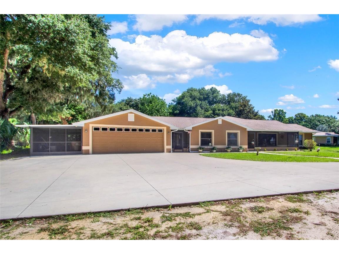 3625 Lakeshore Drive Mount Dora FL 32757 - LAKE DORA - CHAIN OF LAKES G5083961 image1