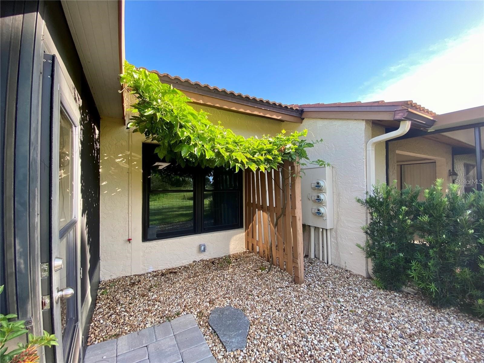 3625 Longmeadow #40 Sarasota FL 34235 A4700607 image25