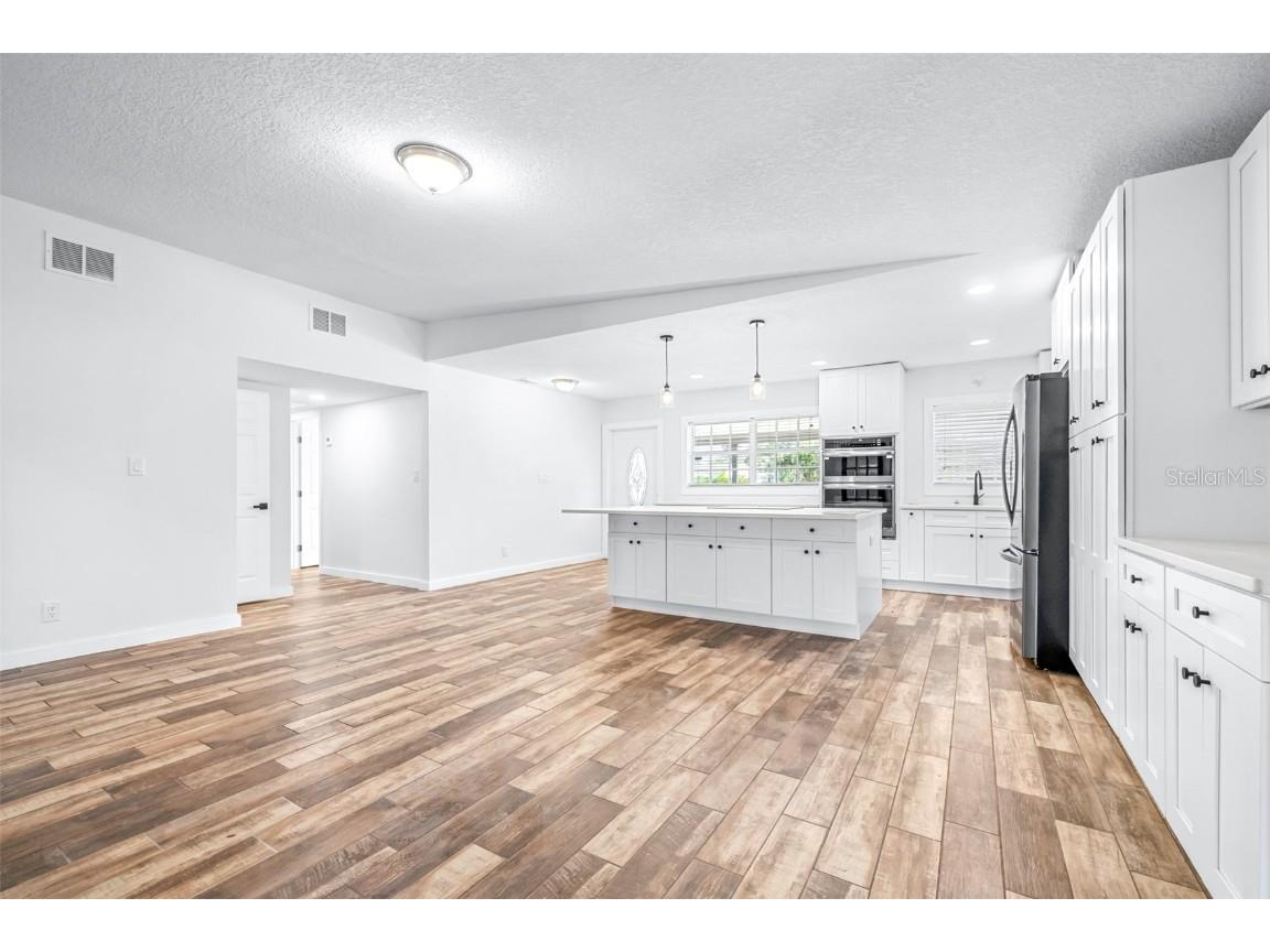 3625 S Omar Avenue Tampa FL 33629 TB8447842 image6