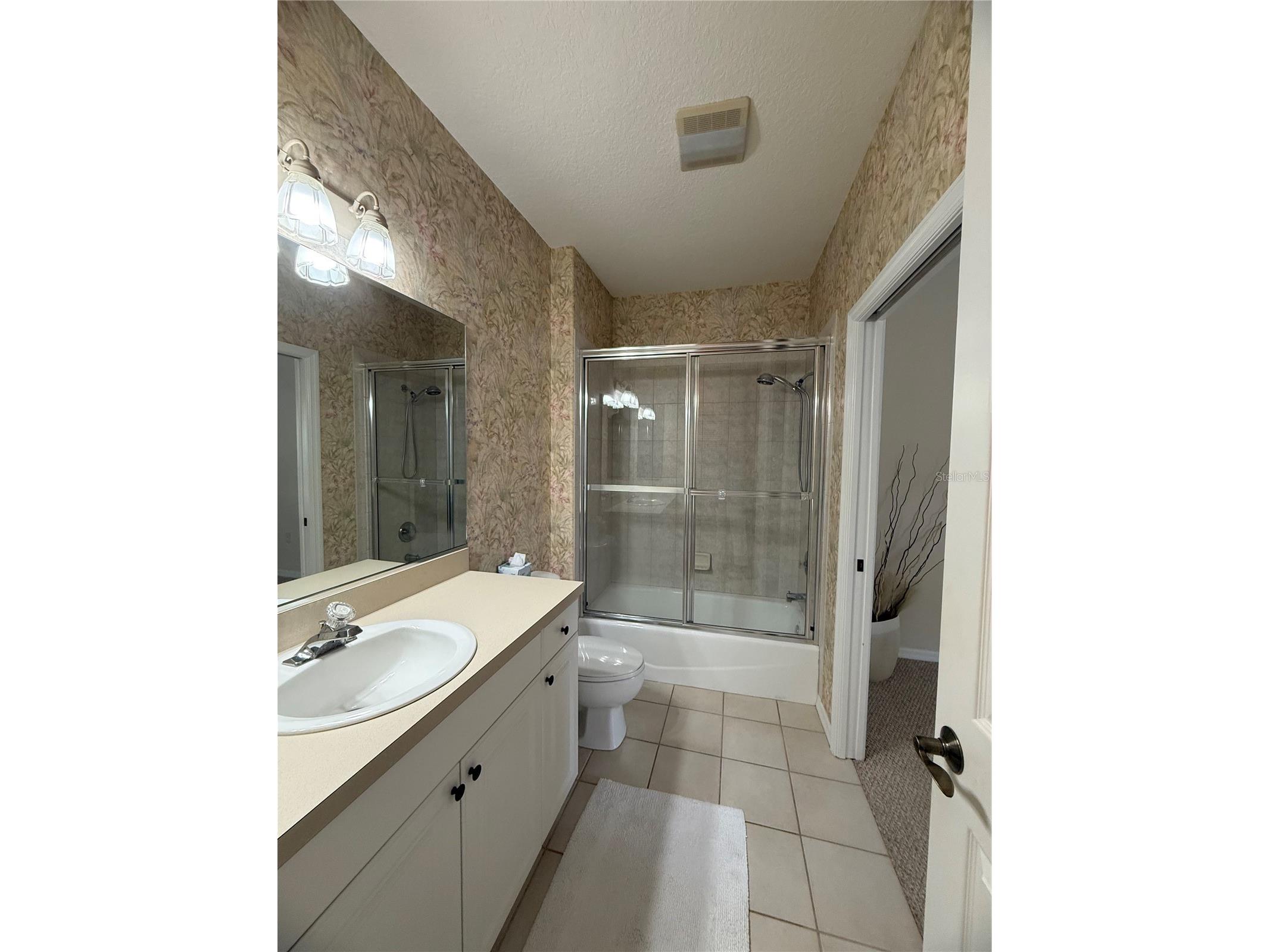 3625 Square West Lane #4 Sarasota FL 34238 A4689352 image10