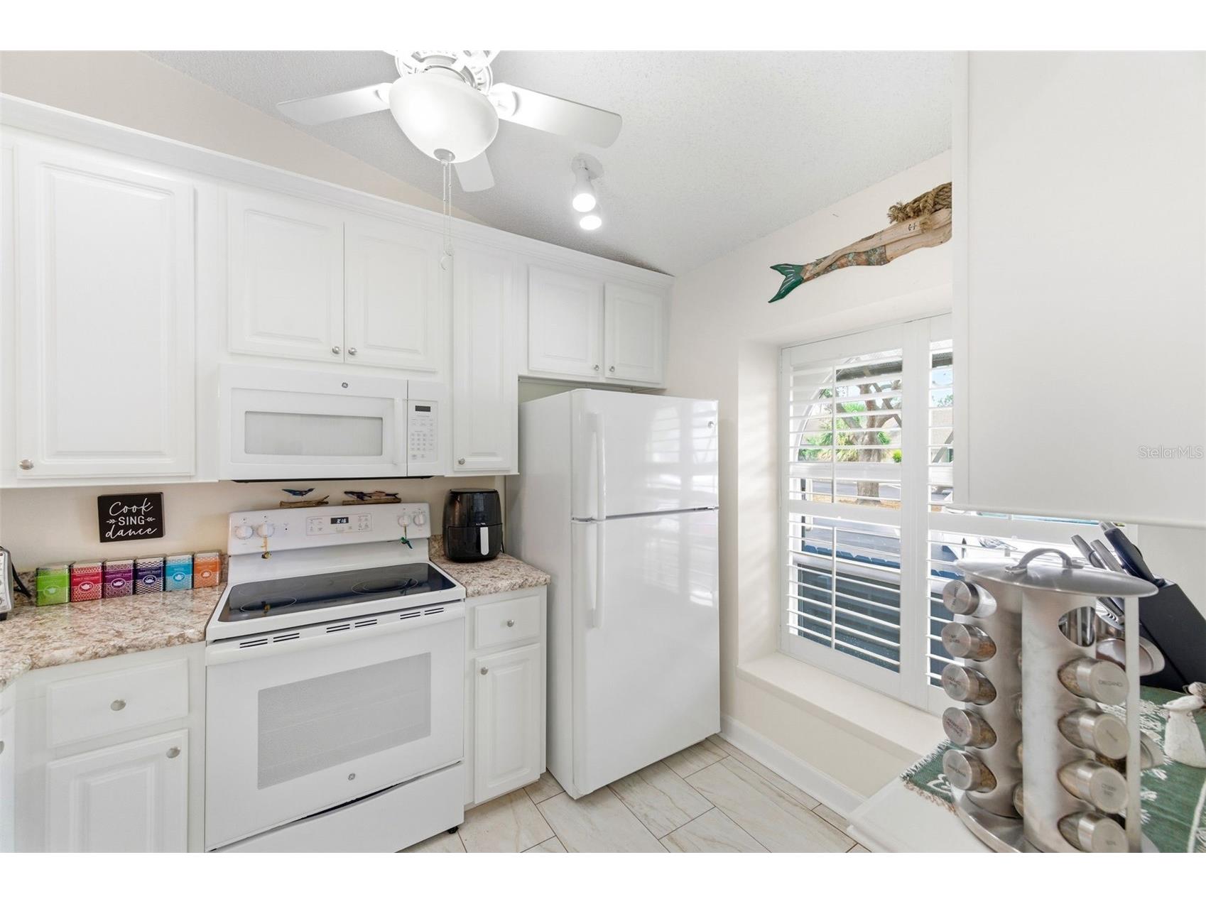 3626 Mission Court Largo FL 33771 TB8496393 image13