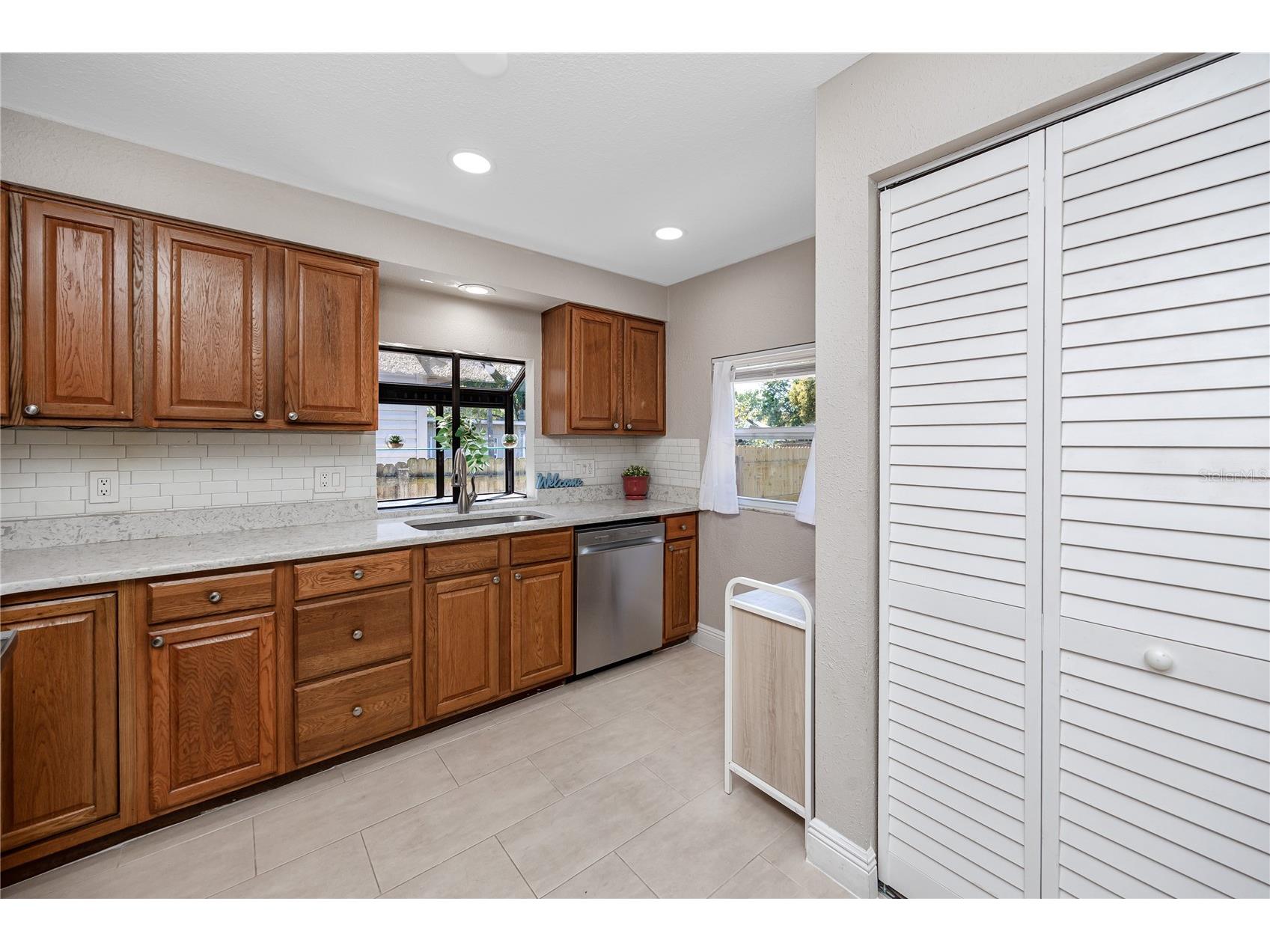 3626 Queen Street N Saint Petersburg FL 33713 TB8489832 image15