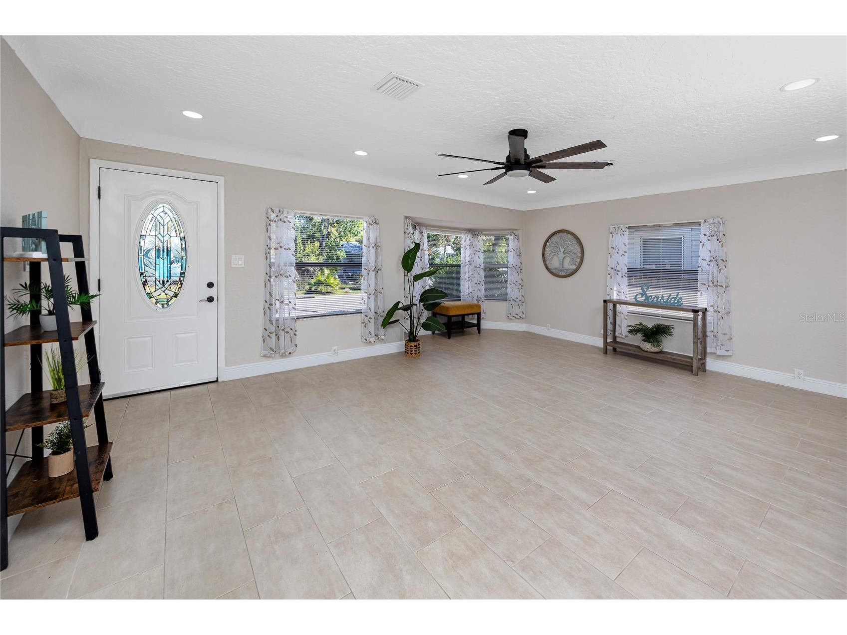 3626 Queen Street N Saint Petersburg FL 33713 TB8489832 image8