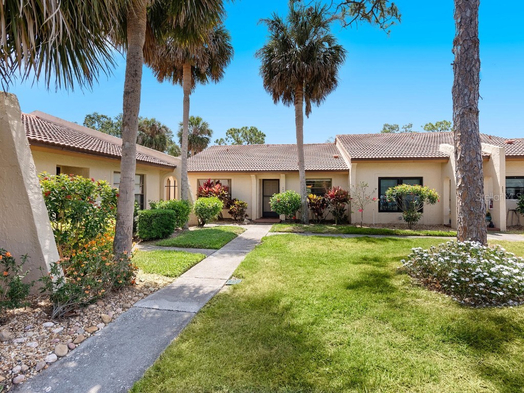 3627 Longmeadow #39 Sarasota FL 34235 A4651808 image1