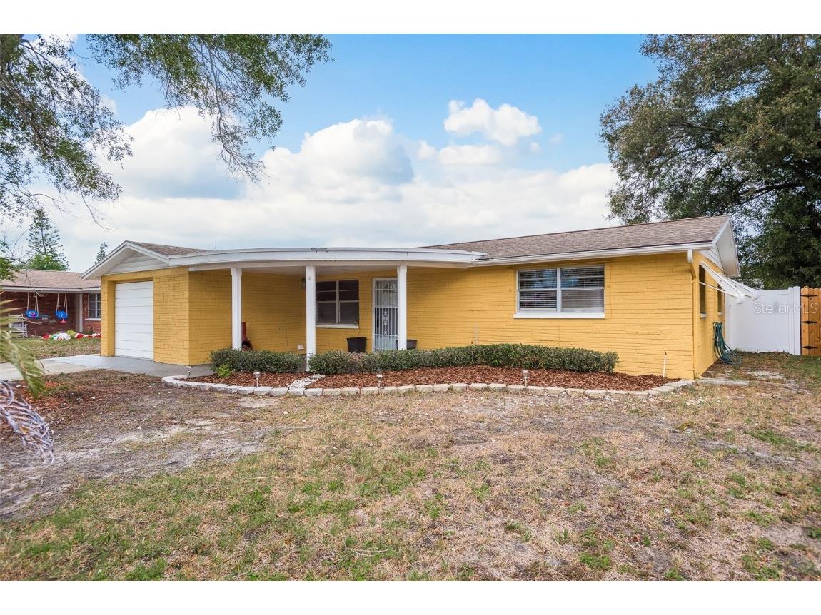 3627 Nixon Road Holiday FL 34691 W7860943 image1