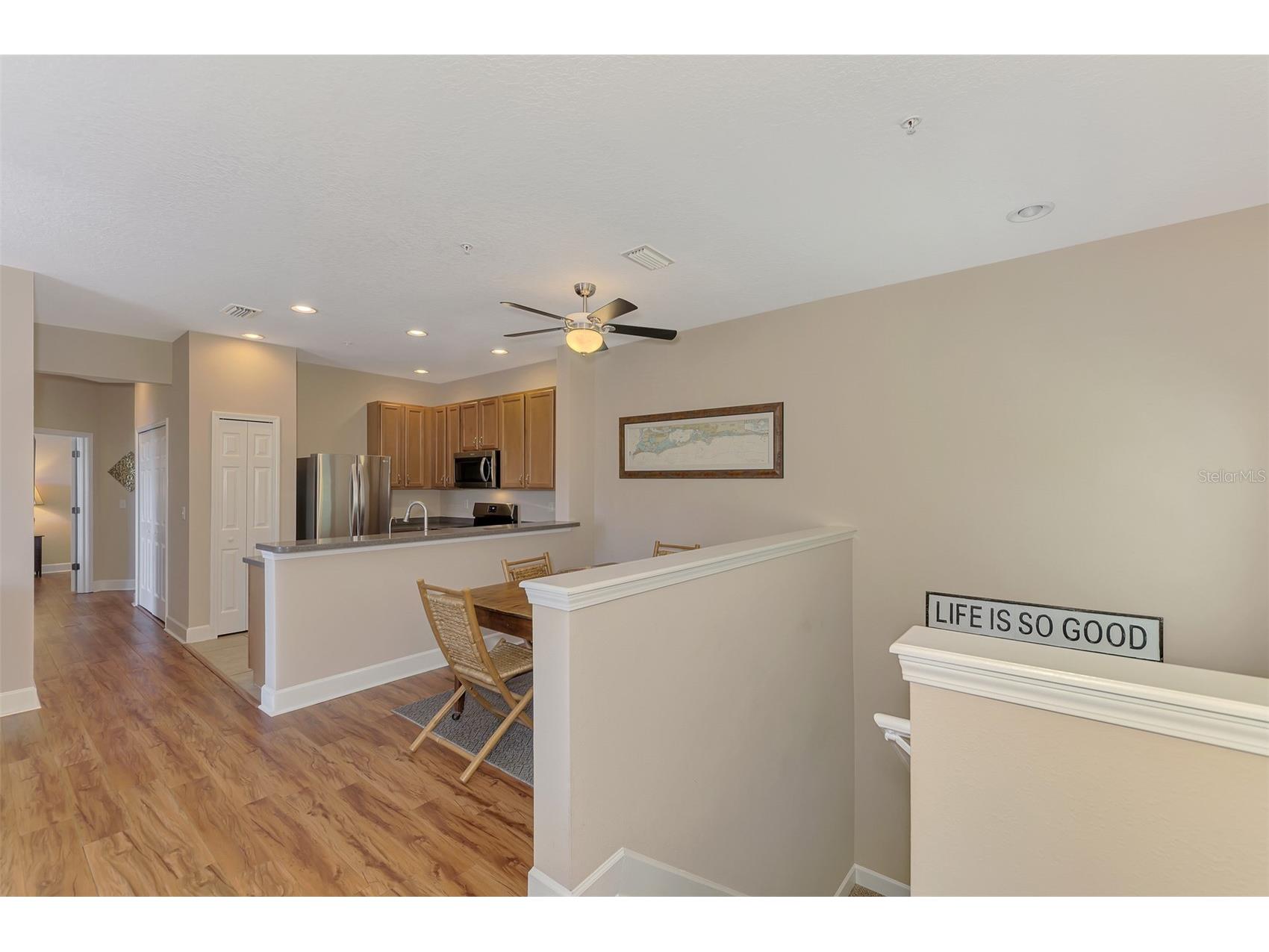 3627 Parkridge Circle #11-203 Sarasota FL 34243 A4696708 image12