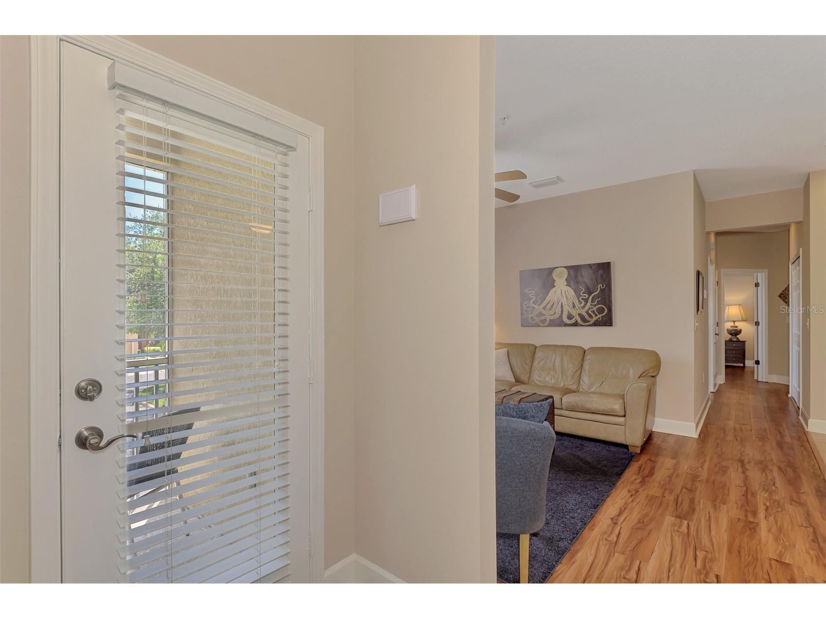 3627 Parkridge Circle #11-203 Sarasota FL 34243 A4696708 image14
