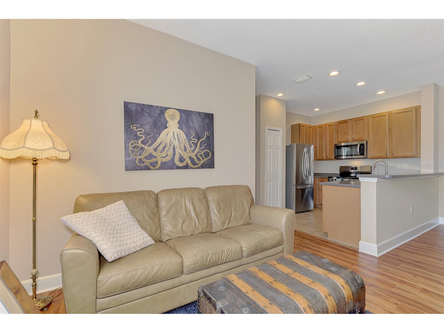 3627 Parkridge Circle #11-203 Sarasota FL 34243 A4696708 image21