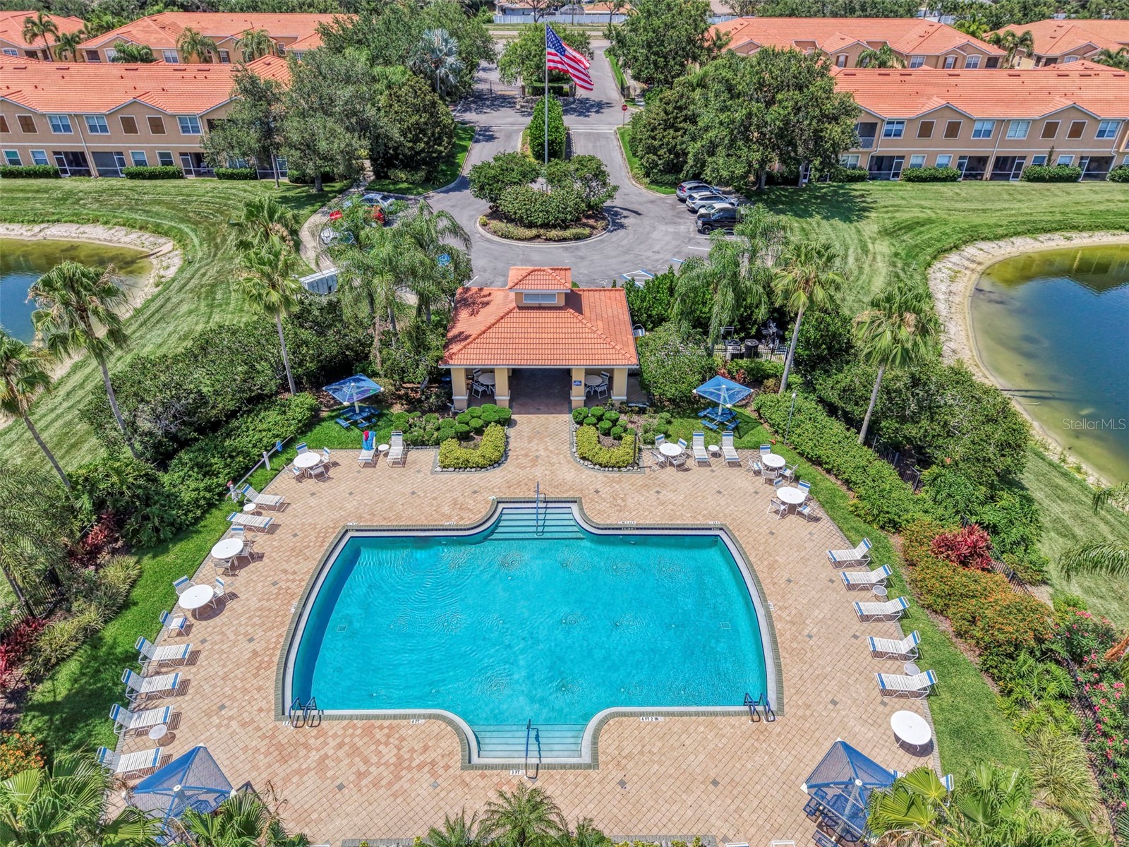 3627 Parkridge Circle #11-203 Sarasota FL 34243 A4696708 image43