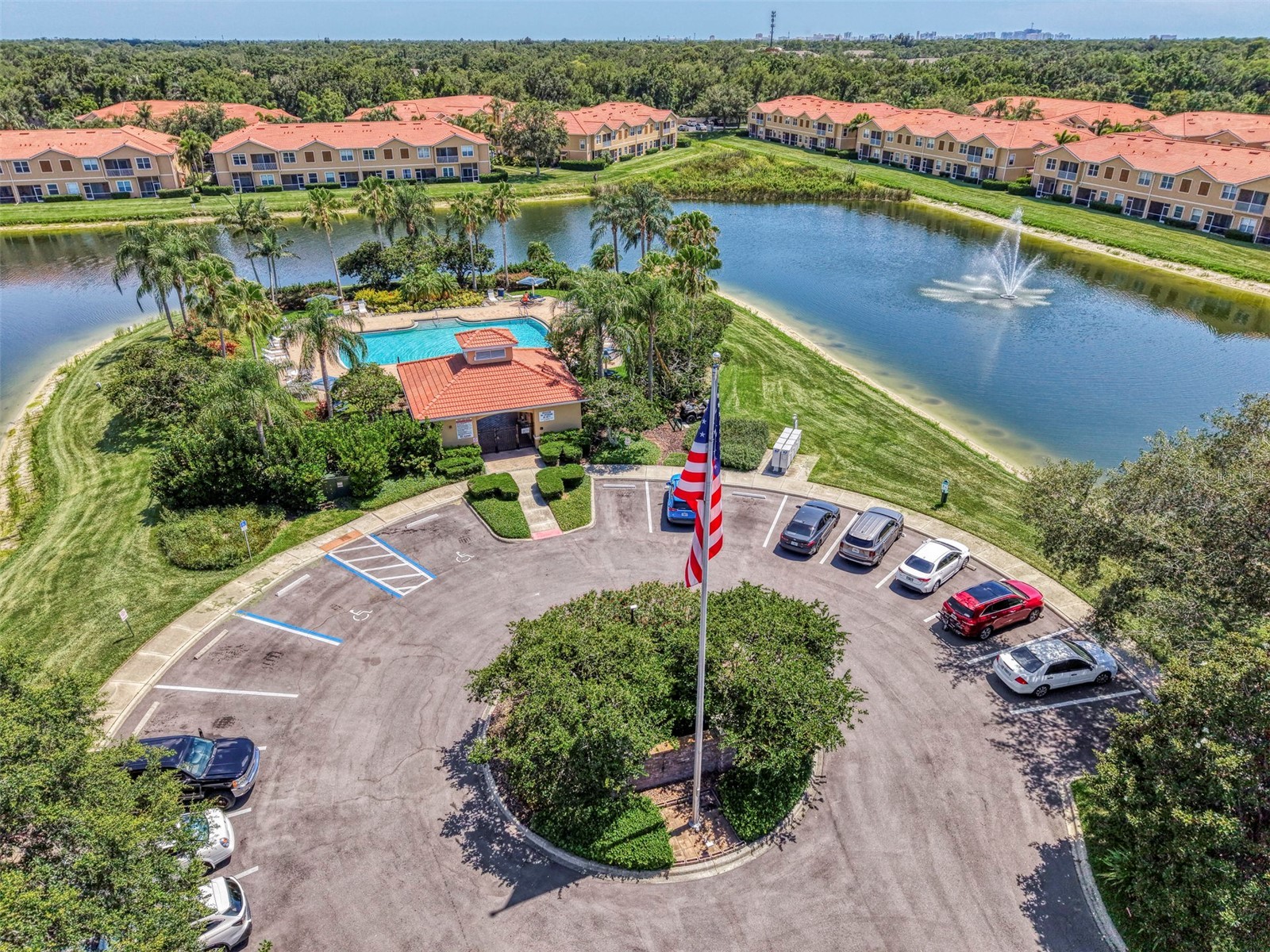 3627 Parkridge Circle #11-203 Sarasota FL 34243 A4696708 image44