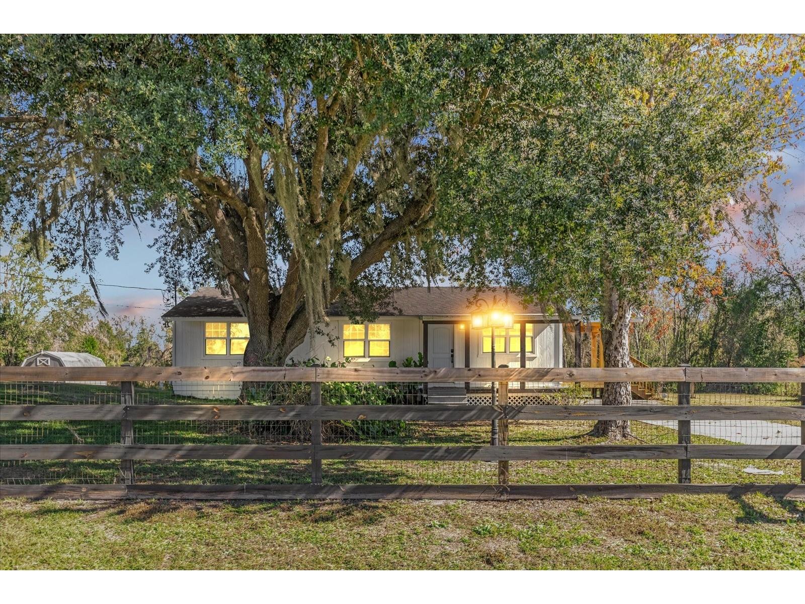 3628 Foxwood Boulevard Wesley Chapel FL 33543 TB8468185 image1