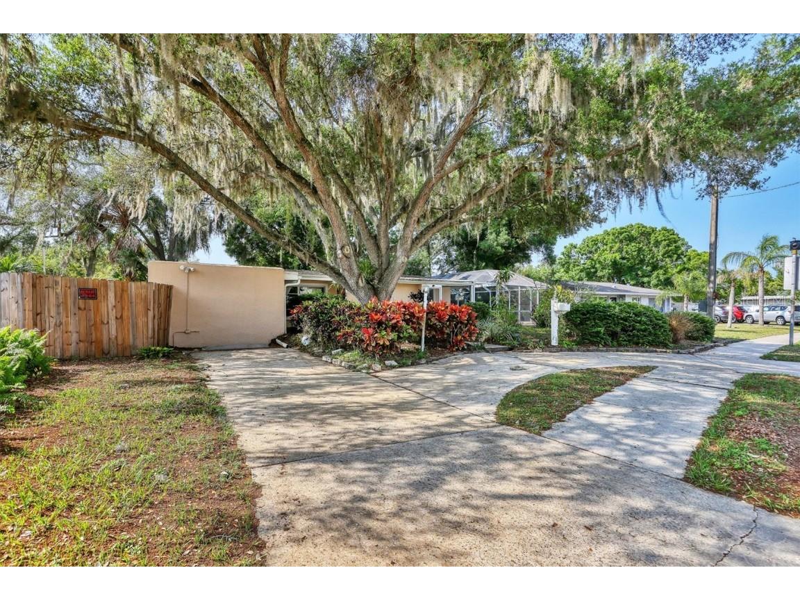 3628 Prudence Drive Sarasota FL 34235 A4603805 image1