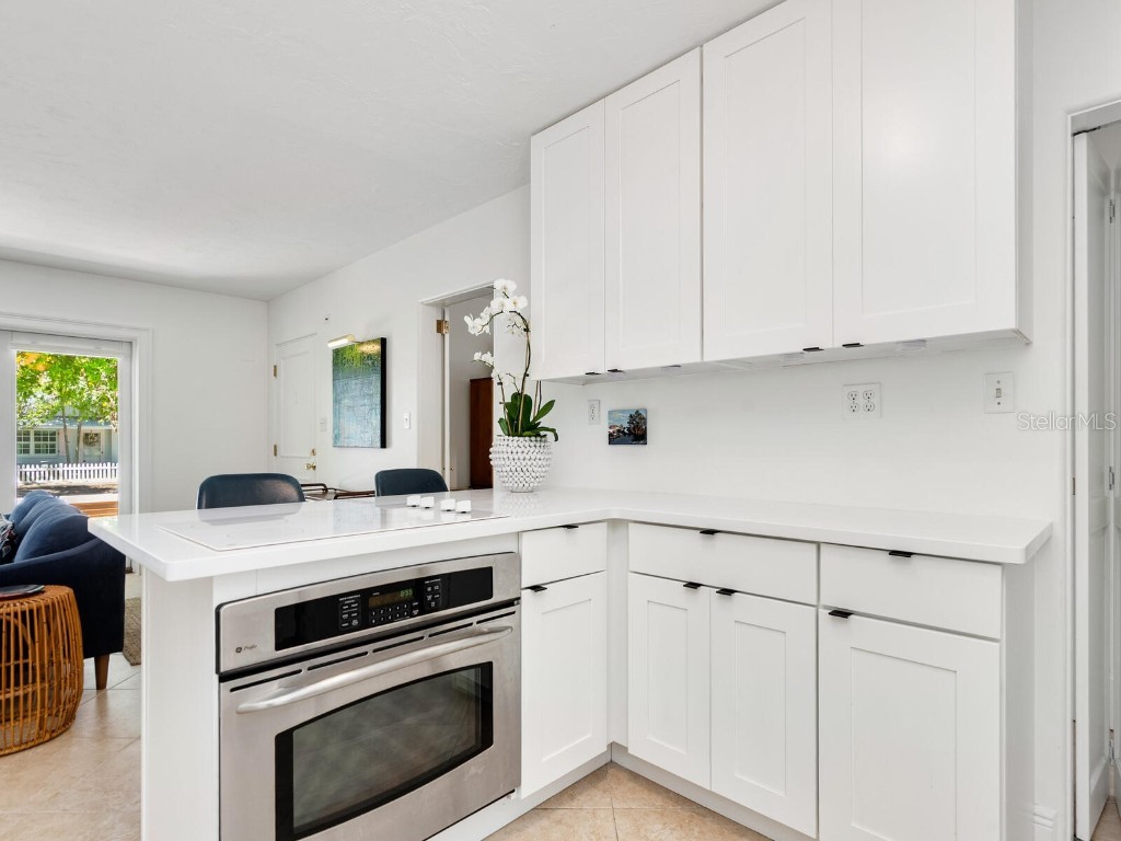 3629 Almeria Avenue Sarasota FL 34239 A4674432 image14