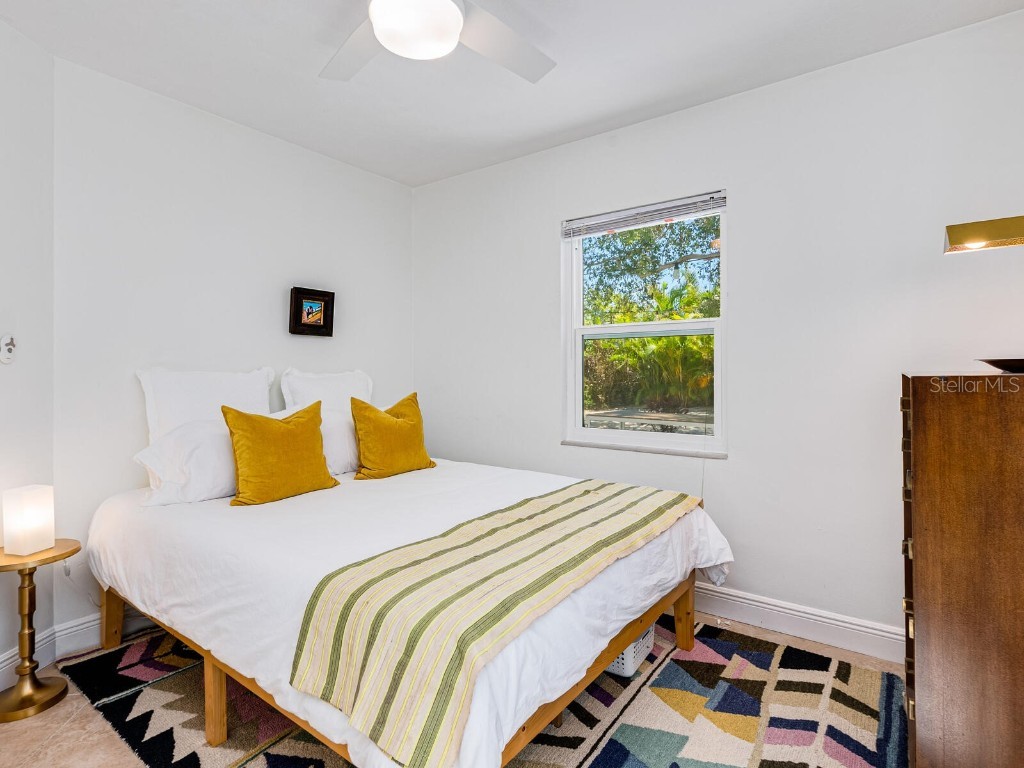 3629 Almeria Avenue Sarasota FL 34239 A4674432 image20