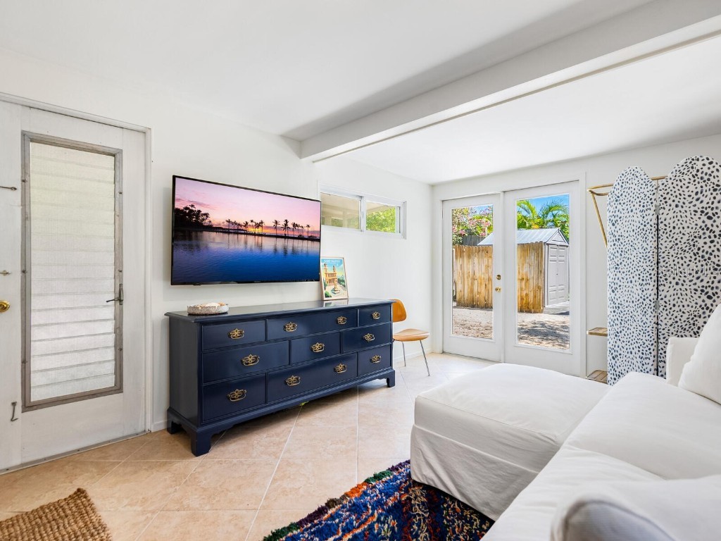 3629 Almeria Avenue Sarasota FL 34239 A4674432 image25