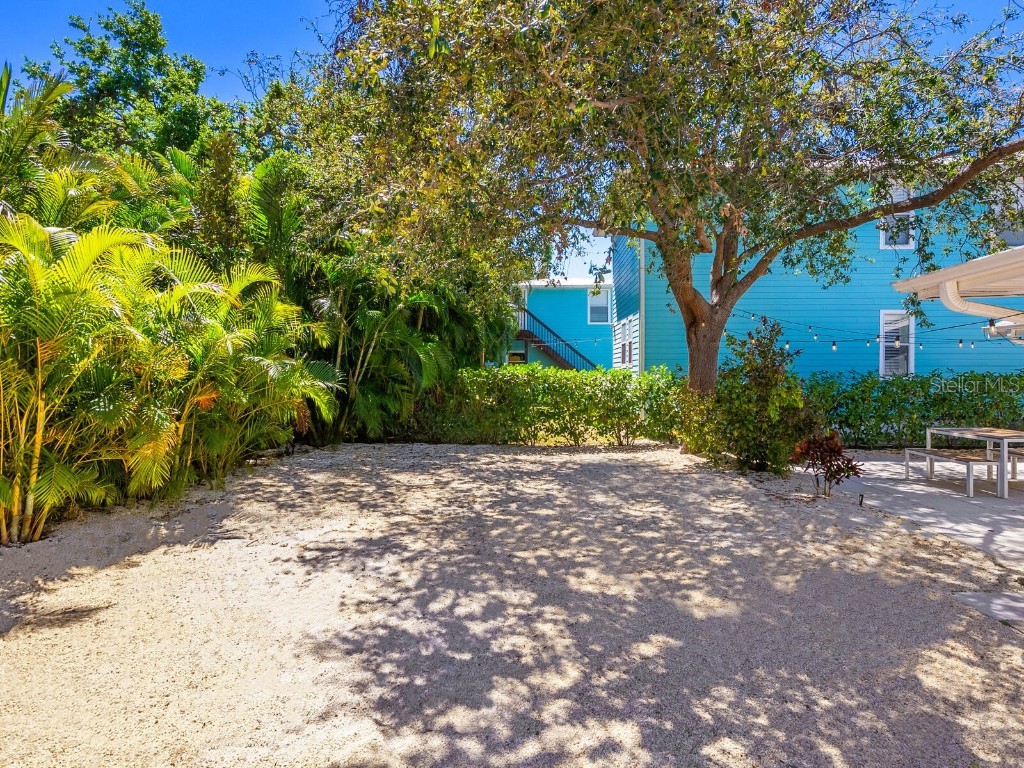 3629 Almeria Avenue Sarasota FL 34239 A4674432 image28