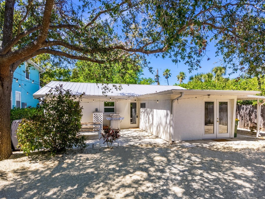 3629 Almeria Avenue Sarasota FL 34239 A4674432 image29