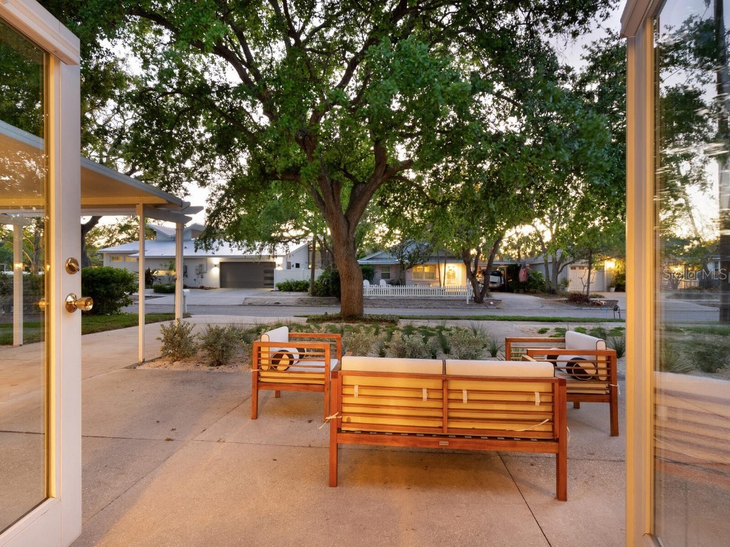 3629 Almeria Avenue Sarasota FL 34239 A4674432 image37