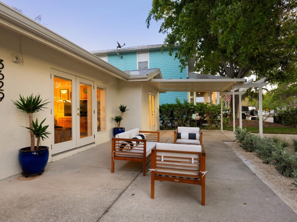 3629 Almeria Avenue Sarasota FL 34239 A4674432 image38