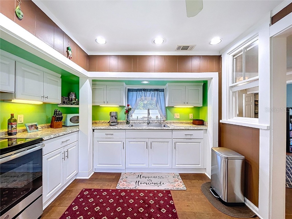 363 14th Street NW Largo FL 33770 TB8421096 image16