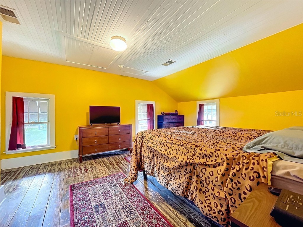 363 14th Street NW Largo FL 33770 TB8421096 image24