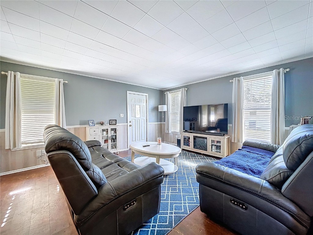 363 14th Street NW Largo FL 33770 TB8421096 image8