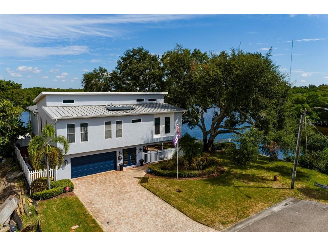 363 89th Avenue NE Saint Petersburg FL 33702 U8215129 image1