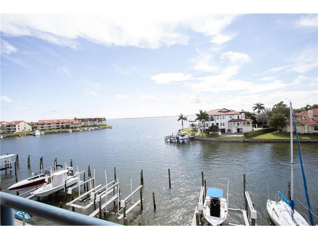 363 Pinellas Bayway S #50 Tierra Verde FL 33715 TB8427420 image1