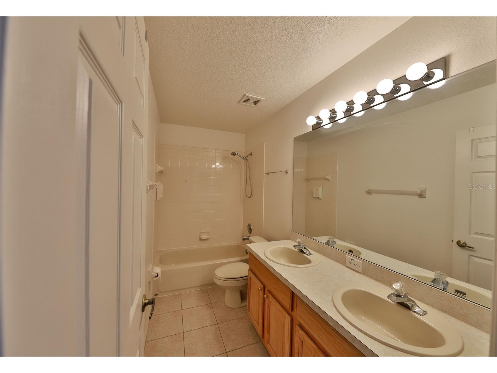 363 Twelve Oaks Drive Winter Springs FL 32708 O6394390 image16
